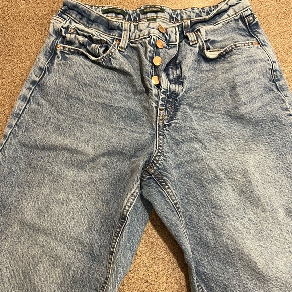 Wild Fable Tan Ribbed Top with Cream Collar and Wild Fable Button up Jeans - Picture 6 of 9